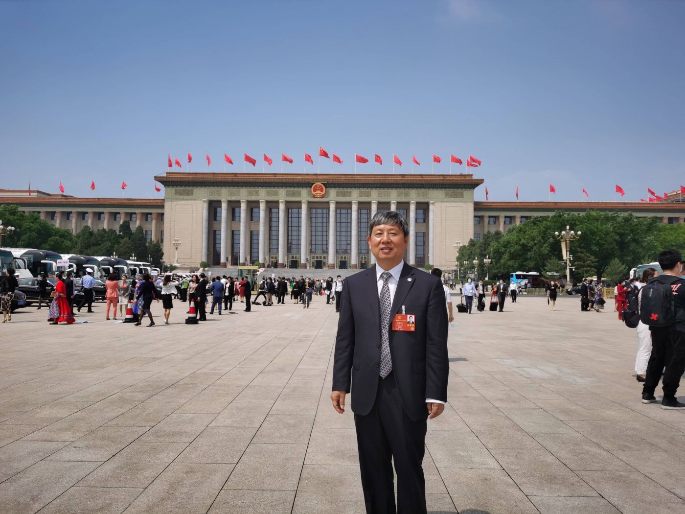 5. 全国人大代表、中国工程院院士、总工业科技委副主任、中国总研究院副院长樊会涛